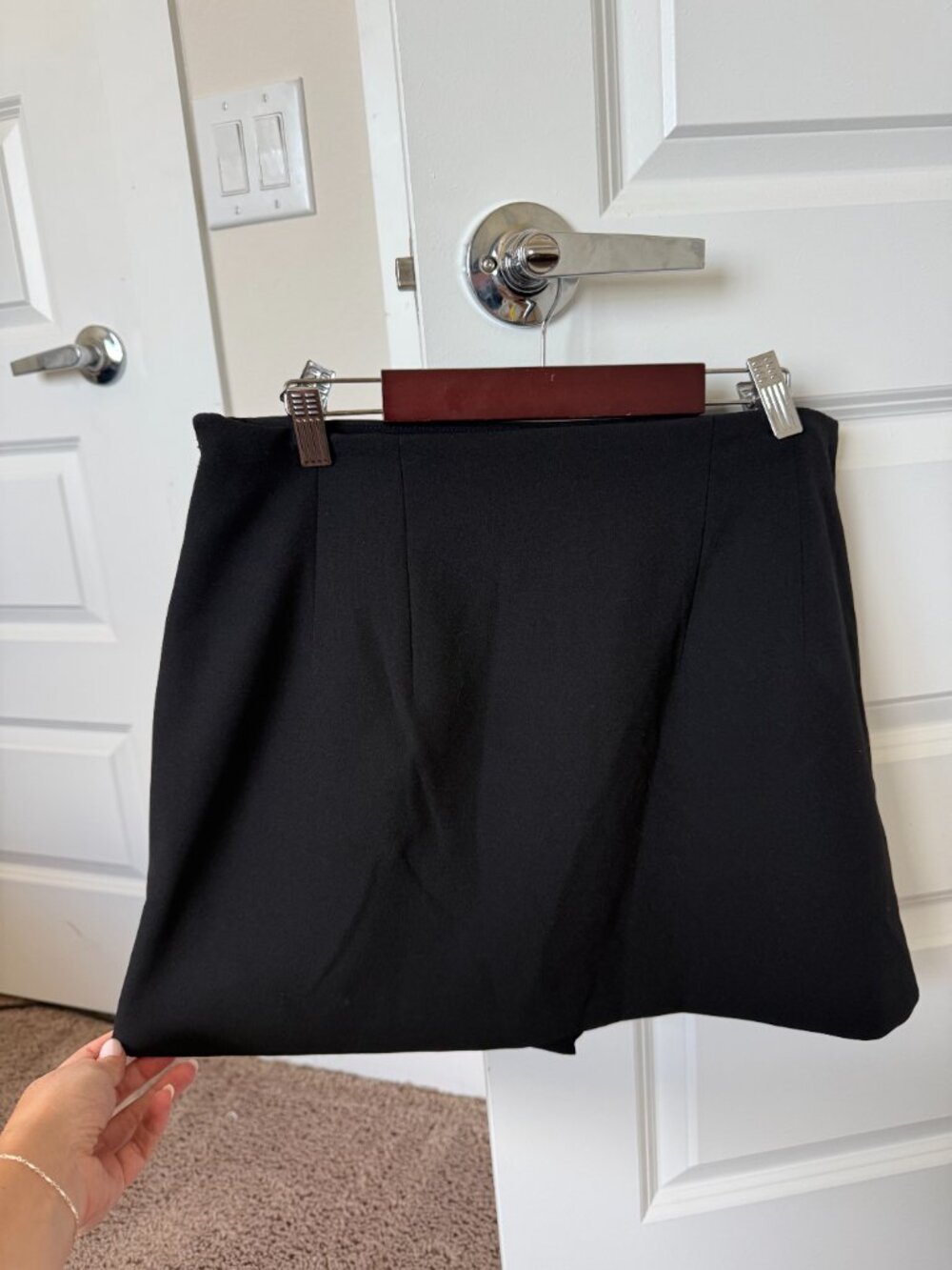 Express Black Mini Skort size 10 - Picture 3 of 7